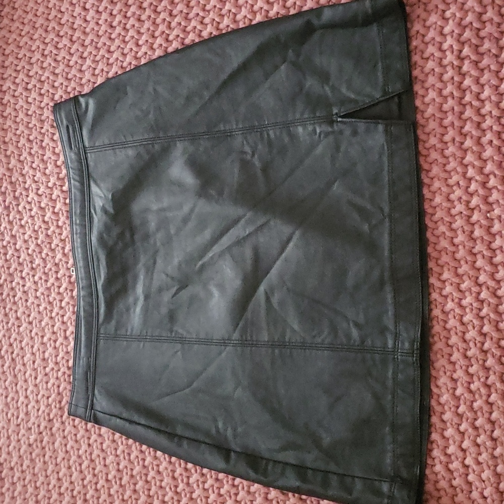 Abercrombie & Fitch leather mini skirt